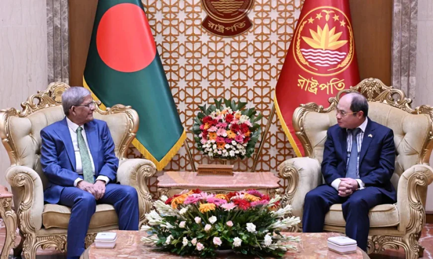 বাংলাদেশিদের জন্য ভিয়েতনামের ভিসা প্রক্রিয়া সহজ করার আহ্বান রাষ্ট্রপতির