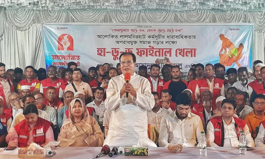 মানুষের সঙ্গে কাজের সম্পৃক্ততাই ক্লান্তি দূর করে: ত্রাণমন্ত্রী